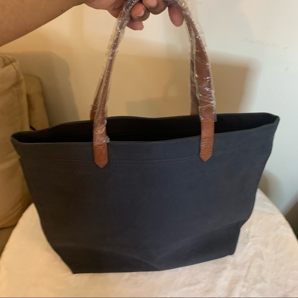 Madewell Handbags - Madewell Canvas Transport Tote (NWT)
